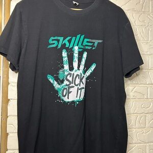 Skillet - Sick Of It 2013 Single Shirt - Size XL
